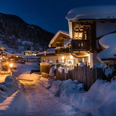 Huettendorf Ladizium * לאדיס