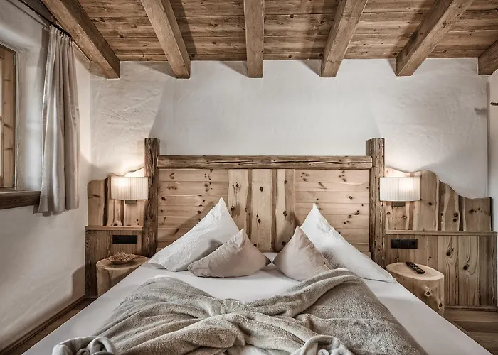 هوتيندورف لاديزيوم *